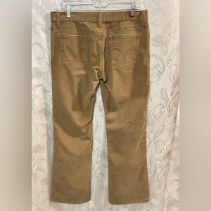 518 Levi’s Superlow Boot Cut Tan Corduroy Jeans